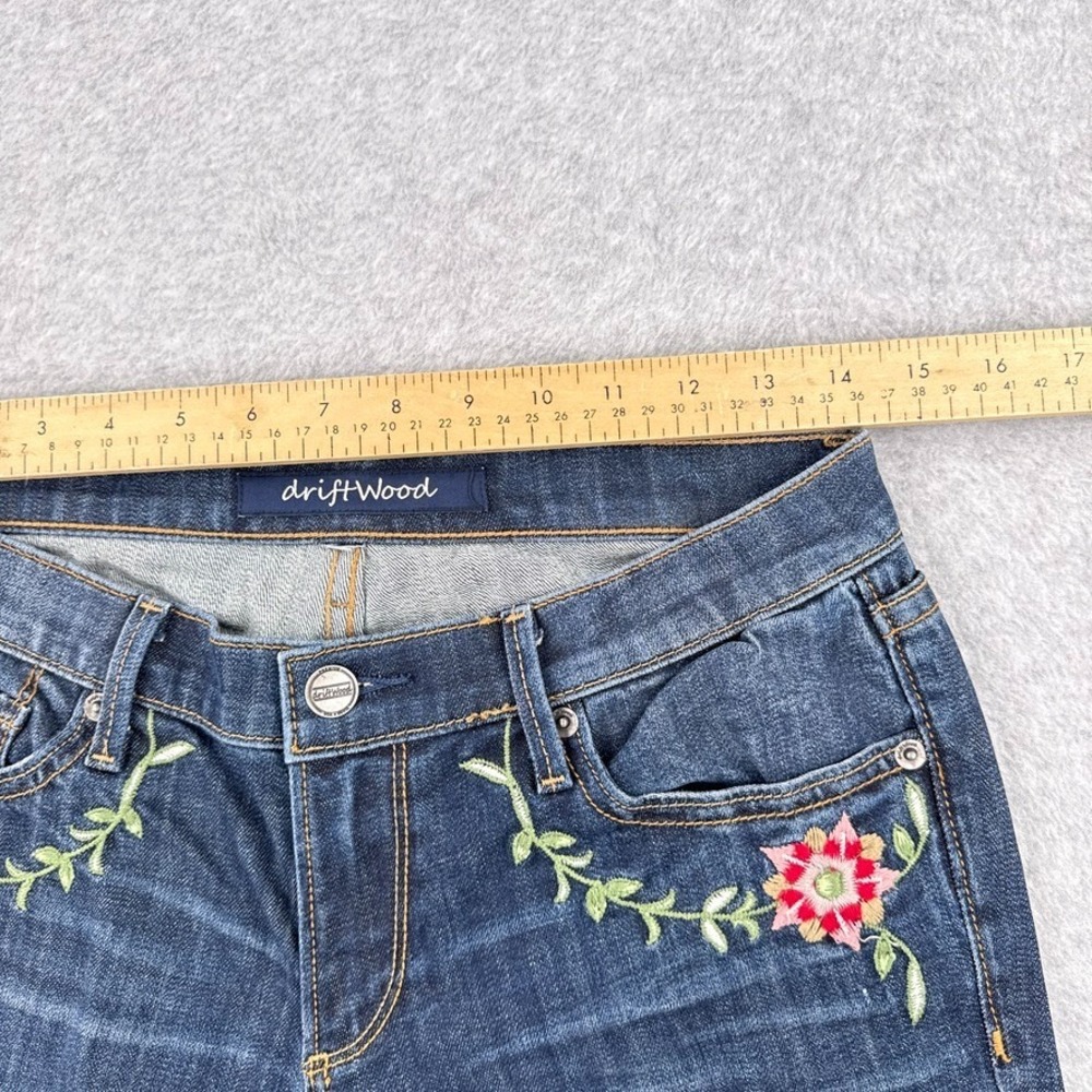 Driftwood Jeans Womens 28X31 Embroidered Floral Denim Straight Leg Whiskers Boho - Picture 8 of 9